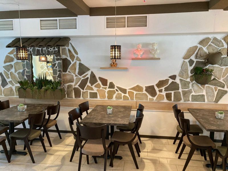 Gastraum im Restaurant Neckarau