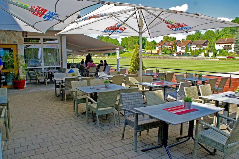 Terrasse mit Blick ins Grüne